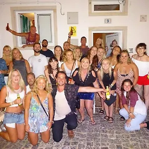 Cloud 9 Albergue